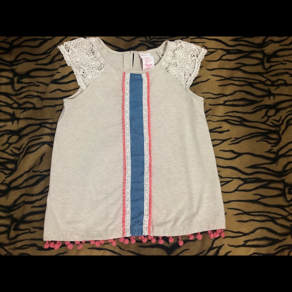 Lilly Wicket 👧🏻 👚 size 6X